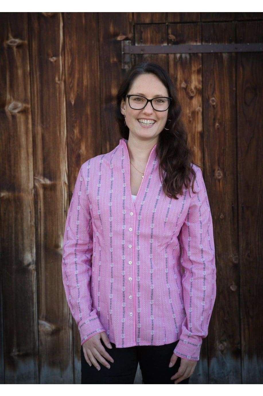 Edelweissbluse mit Kelchkragen