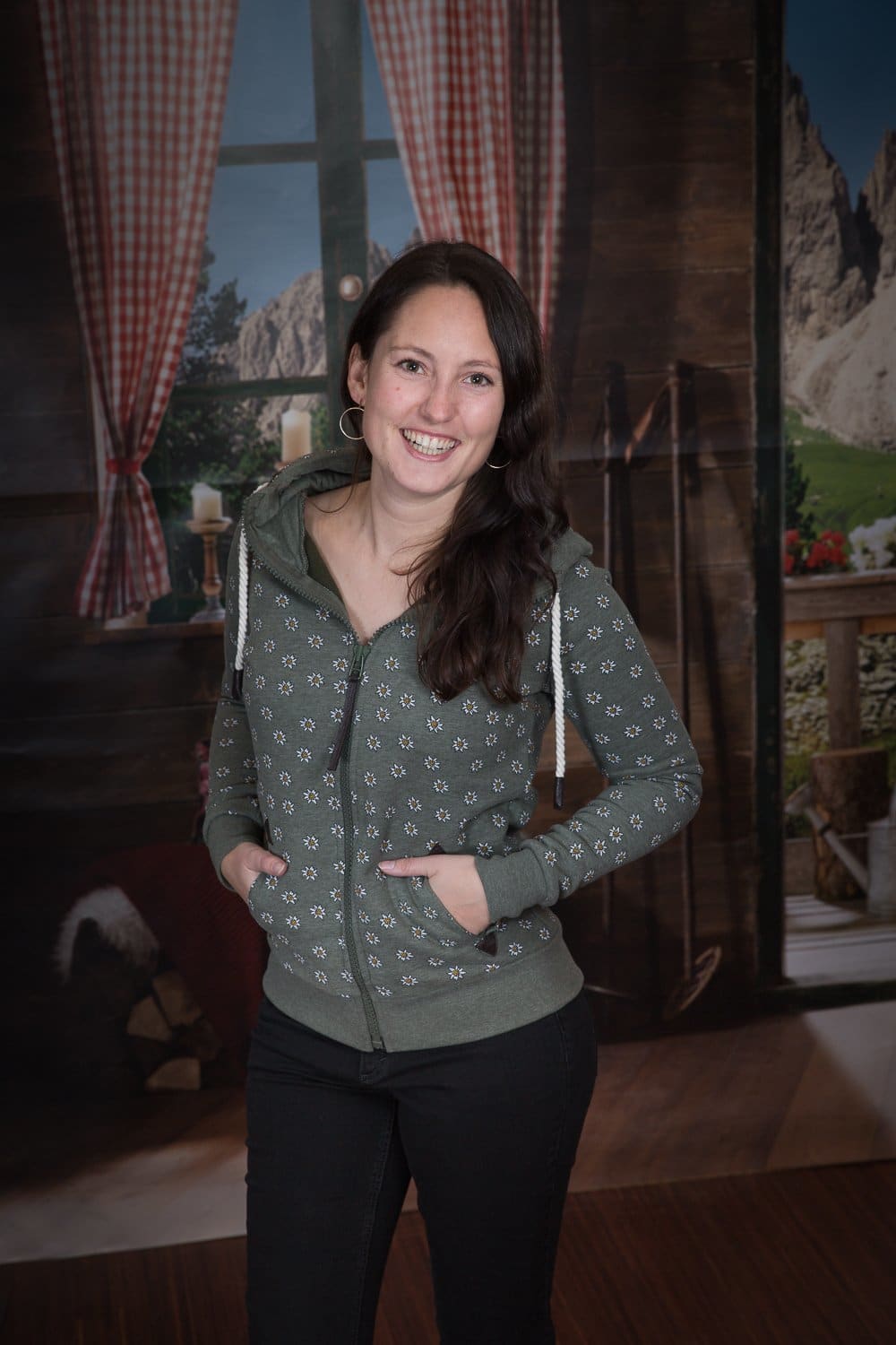 Sweatjacke mit Kapuze